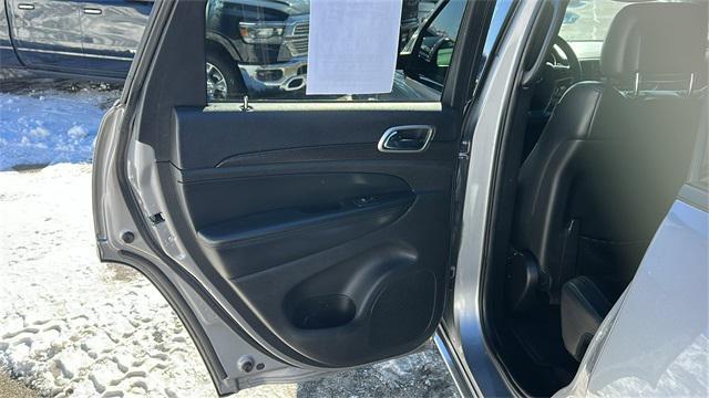 used 2017 Jeep Grand Cherokee car, priced at $14,591