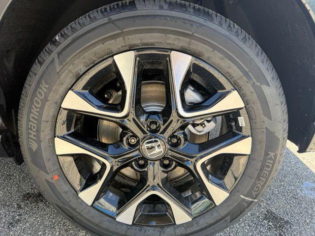 new 2026 Honda HR-V car, priced at $32,329