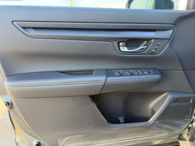 new 2026 Honda CR-V Hybrid car, priced at $40,425