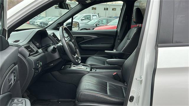 used 2022 Honda Passport car, priced at $30,391