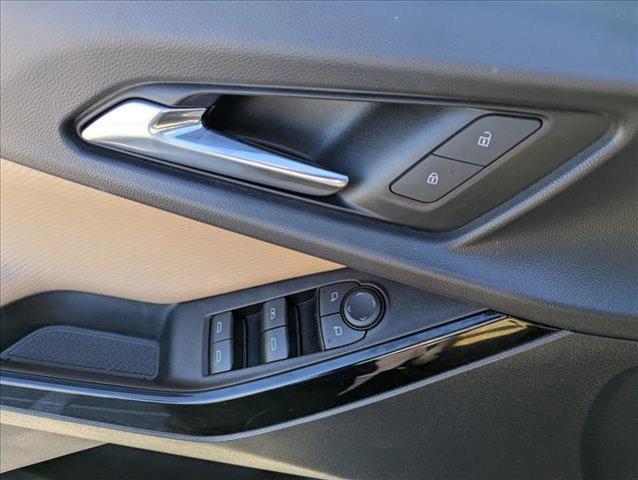 used 2025 Chevrolet Equinox car, priced at $26,469