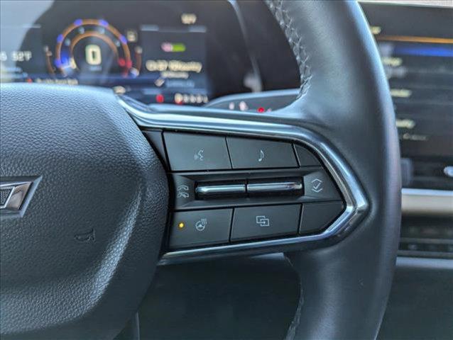 used 2025 Chevrolet Equinox car, priced at $26,469