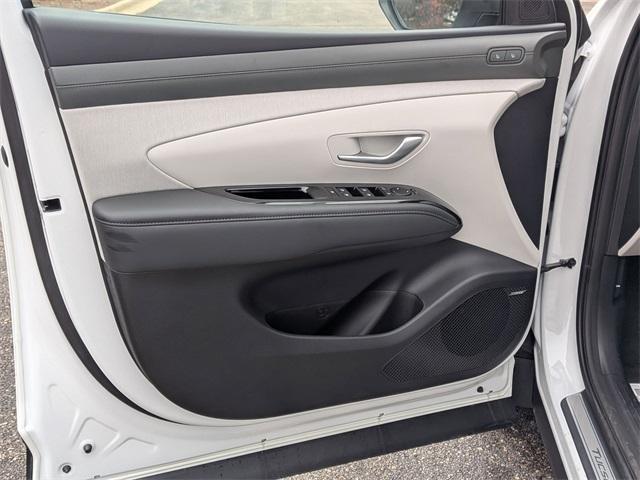 new 2026 Hyundai TUCSON Hybrid car, priced at $41,296