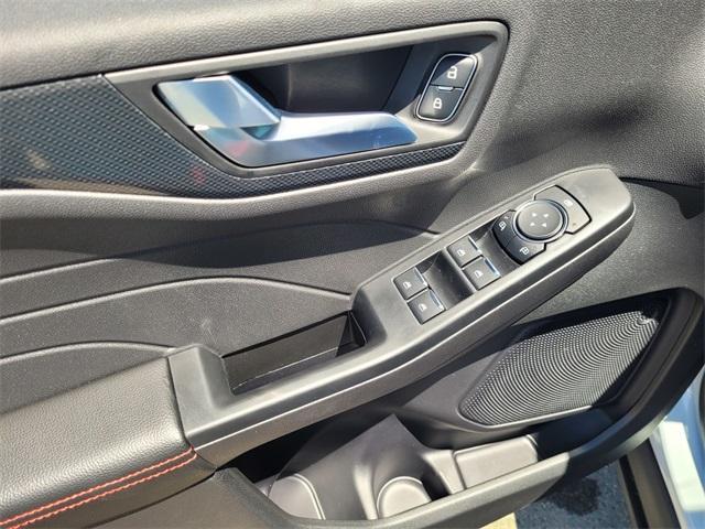 new 2025 Ford Escape car, priced at $29,385