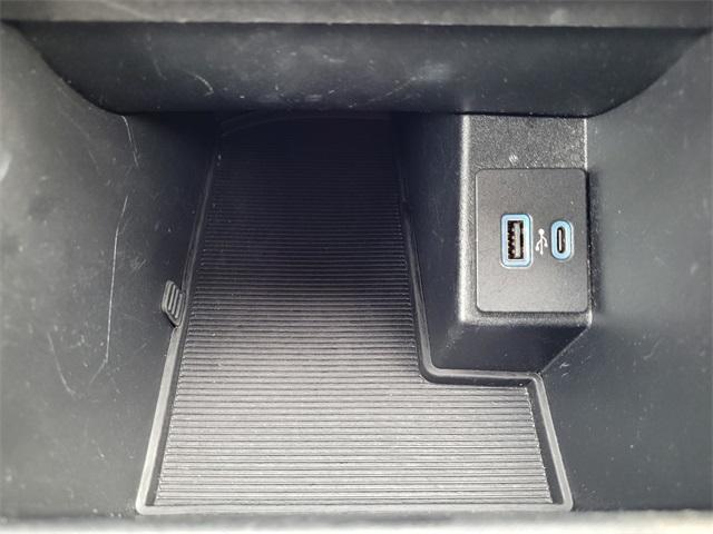 used 2024 Ford Edge car, priced at $23,888