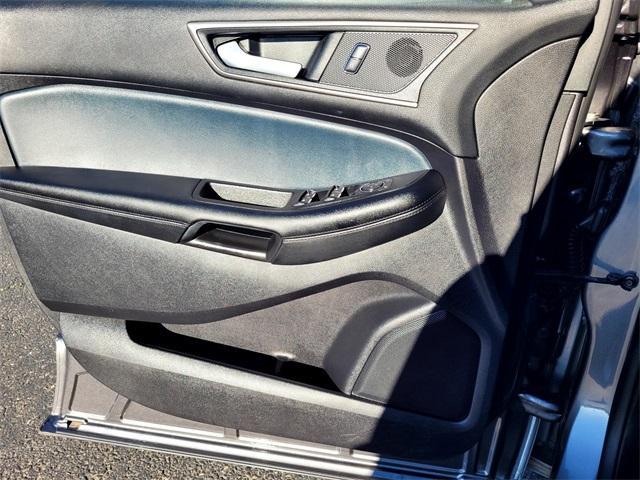 used 2022 Ford Edge car, priced at $23,888