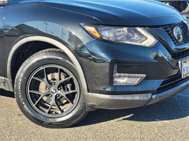 used 2018 Nissan Rogue car