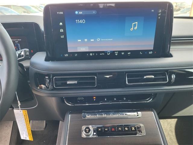 new 2026 Lincoln Aviator car