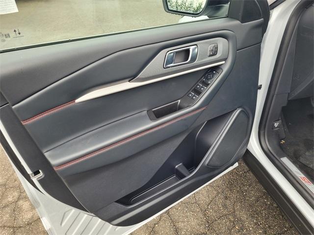 new 2026 Ford Explorer car