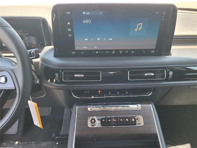 new 2026 Lincoln Aviator car