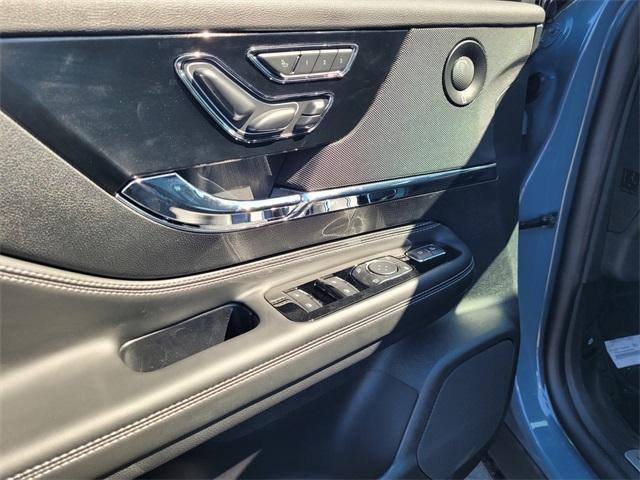 new 2026 Lincoln Aviator car