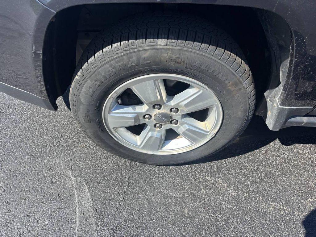 used 2014 Jeep Compass car, priced at $3,500