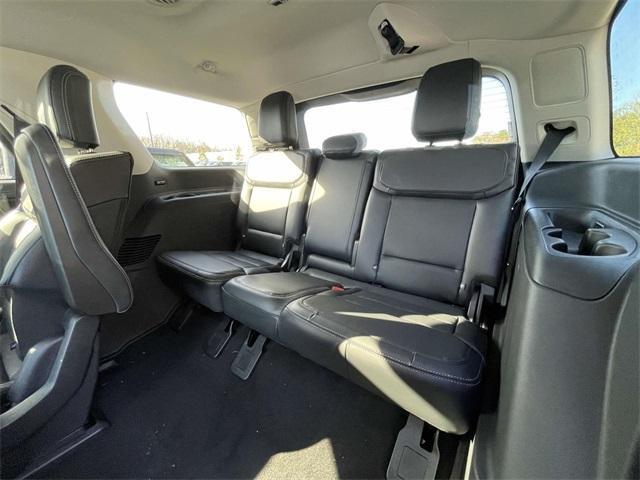 new 2025 Ford Expedition car, priced at $77,189