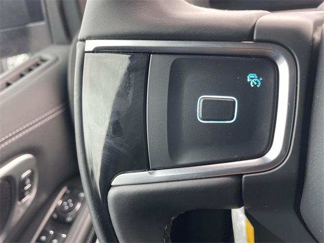 new 2025 Ford Expedition car, priced at $79,740