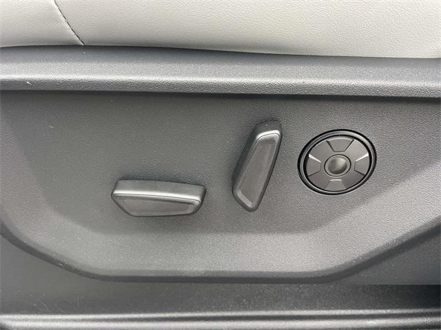 new 2025 Ford Expedition car, priced at $85,679