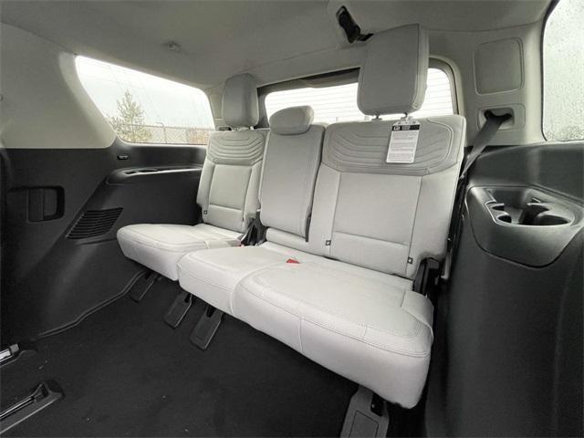 new 2025 Ford Expedition car, priced at $85,679