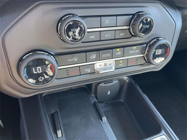 new 2025 Ford Bronco car, priced at $43,816