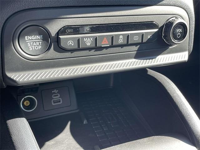 new 2025 Ford Bronco Sport car, priced at $27,135