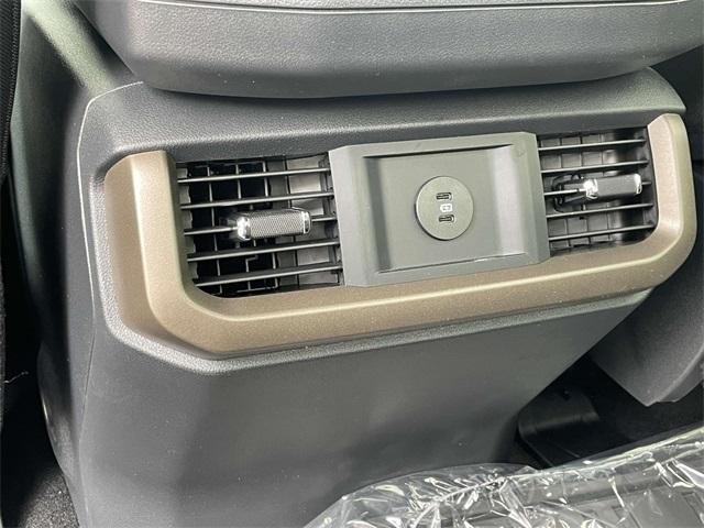 new 2025 Ford F-150 car, priced at $40,900