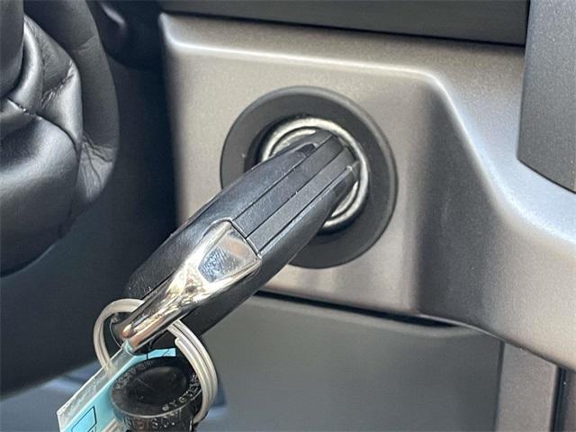 new 2025 Ford F-150 car, priced at $40,900