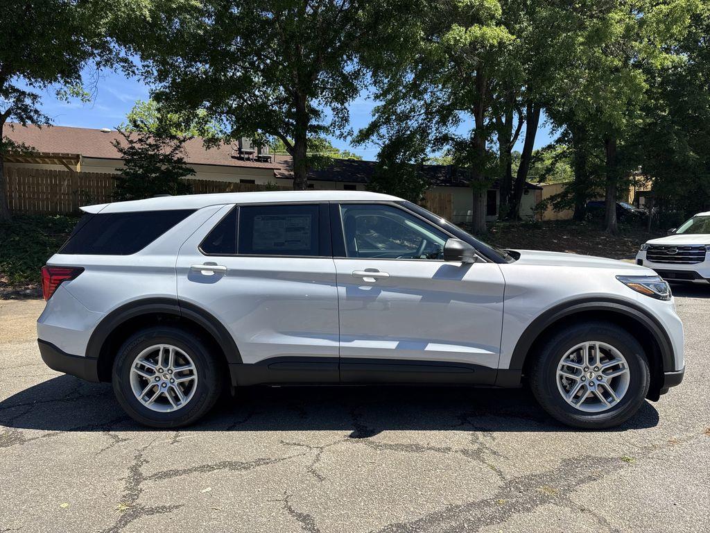 new 2026 Ford Explorer car, priced at $37,575