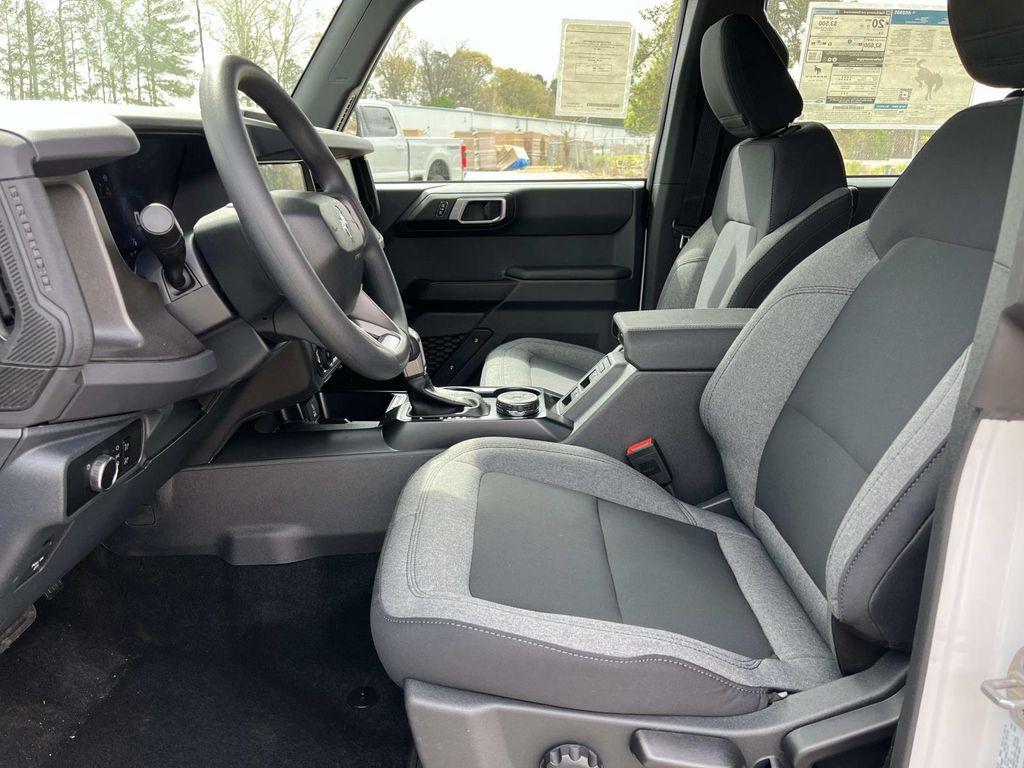 new 2025 Ford Bronco car, priced at $35,798