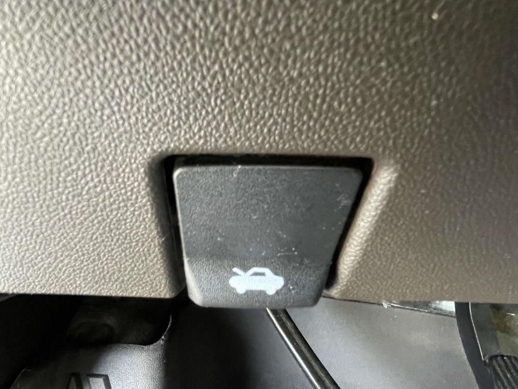 used 2023 Chevrolet Silverado 1500 car, priced at $41,127