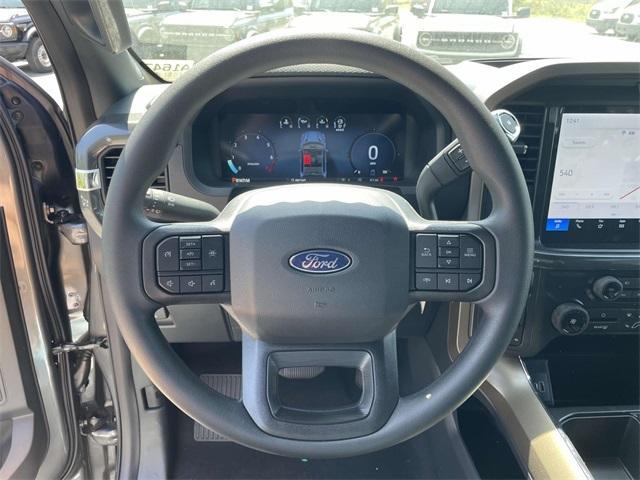 new 2025 Ford F-150 car, priced at $40,900