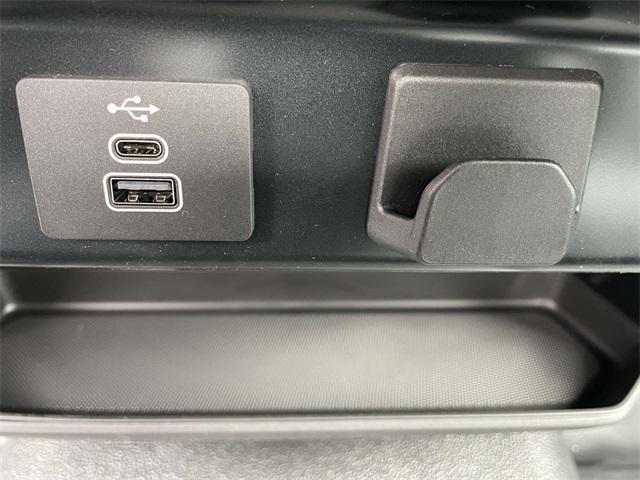 new 2025 Ford F-150 car, priced at $32,225