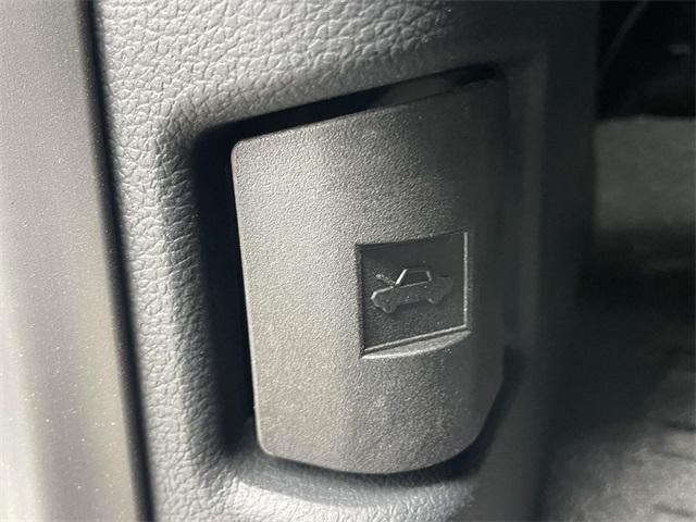 new 2025 Ford F-150 car, priced at $32,225