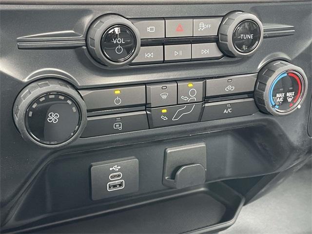 new 2025 Ford F-150 car, priced at $32,225