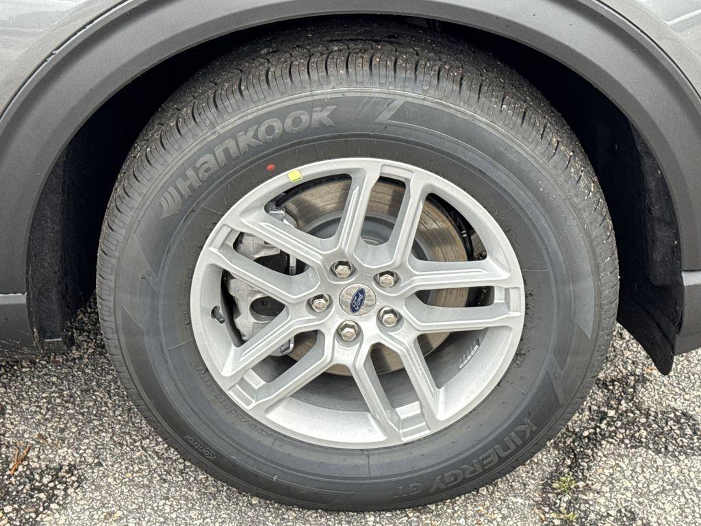 new 2026 Ford Explorer car, priced at $37,525