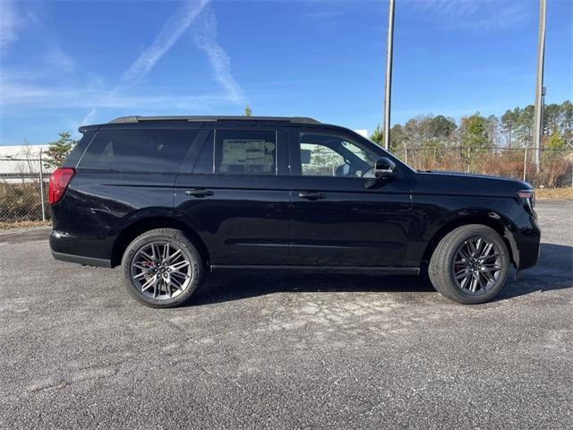 new 2025 Ford Expedition car, priced at $80,765