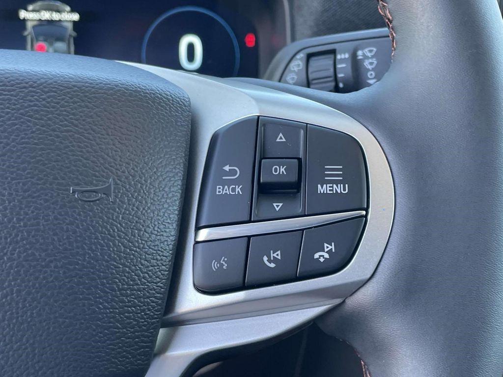 new 2025 Ford Explorer car, priced at $31,837