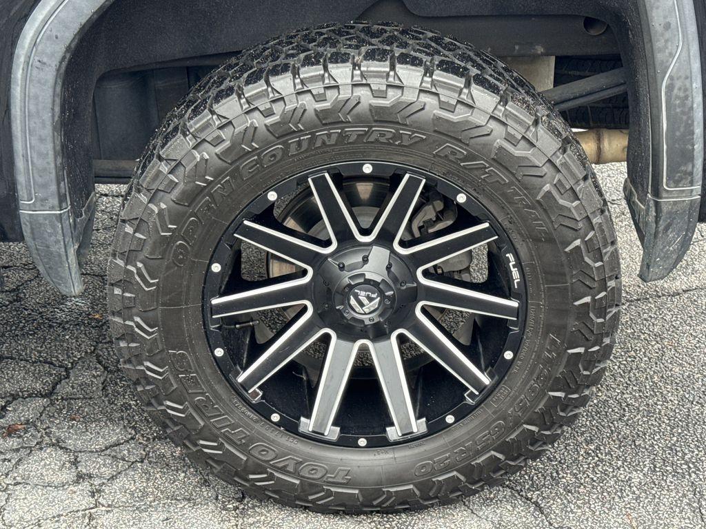 used 2022 GMC Sierra 1500 Limited car, priced at $35,620