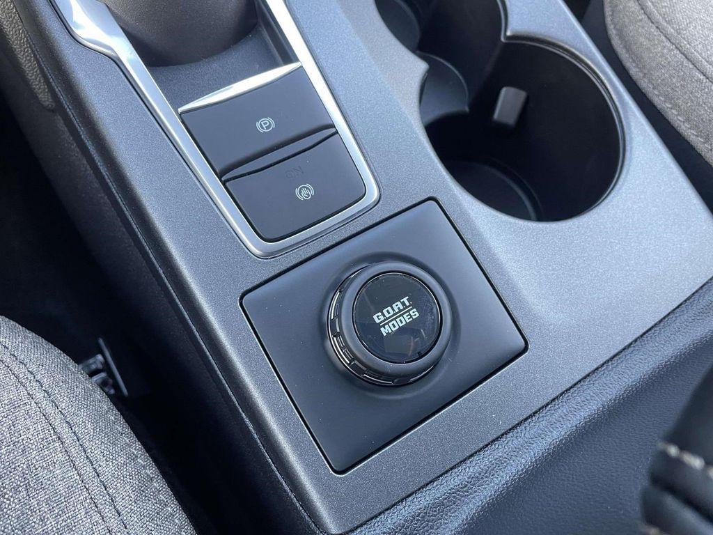 new 2025 Ford Bronco Sport car, priced at $25,334