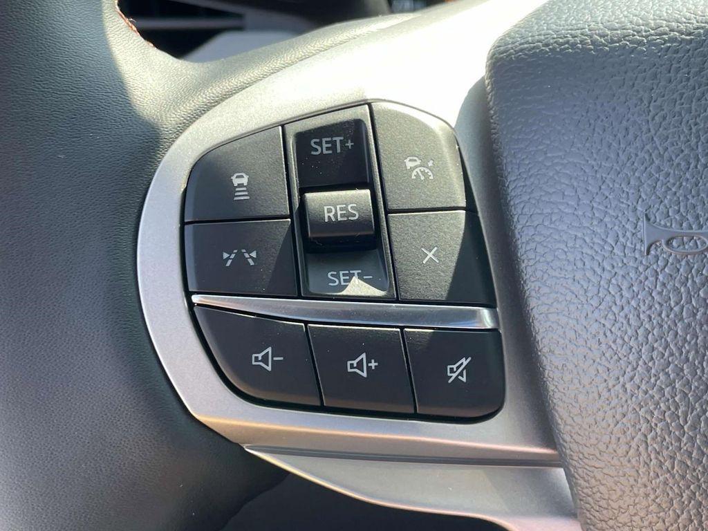 new 2025 Ford Explorer car, priced at $31,837