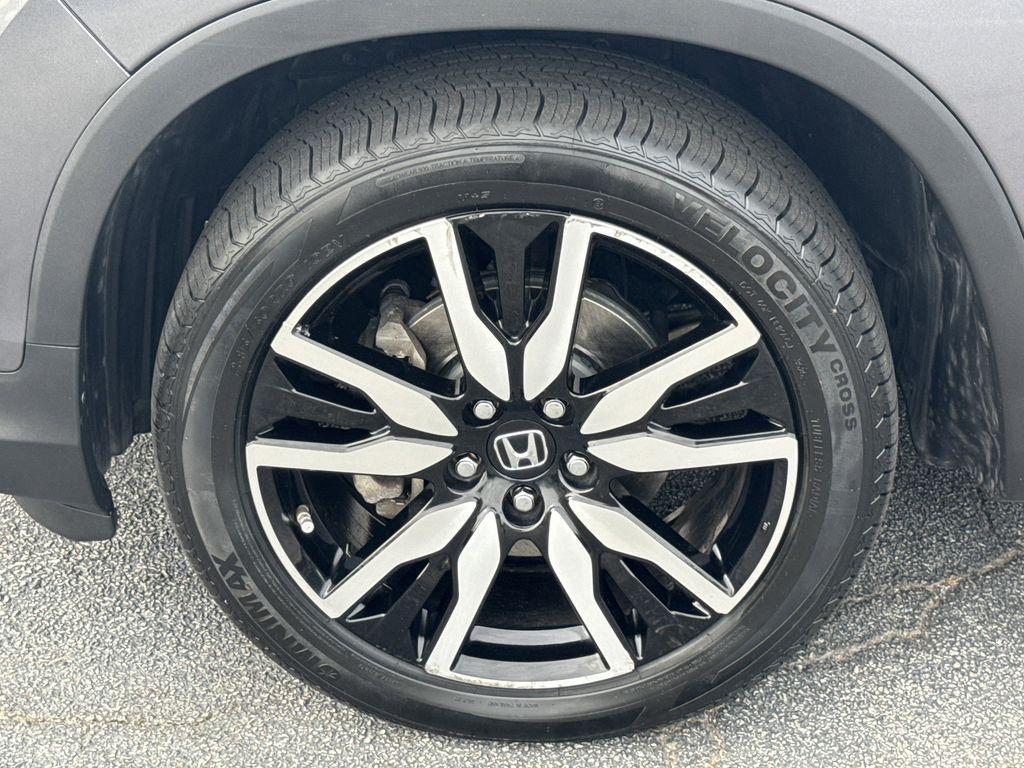 used 2020 Honda Pilot car, priced at $26,315
