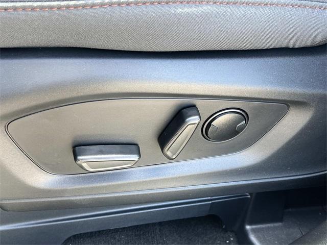 new 2025 Ford Explorer car, priced at $33,990