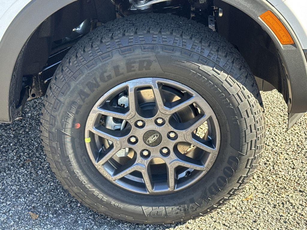 new 2025 Ford Ranger car, priced at $33,187