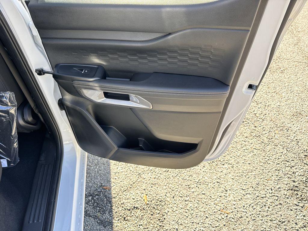 new 2025 Ford Ranger car, priced at $33,187