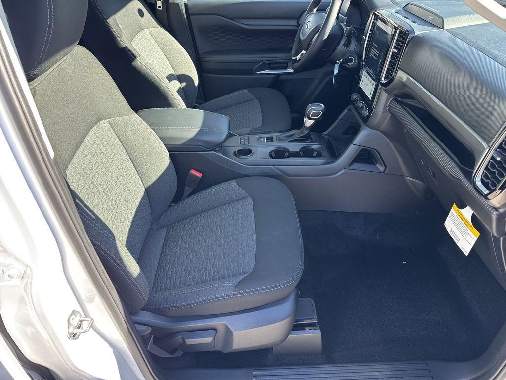 new 2025 Ford Ranger car, priced at $33,187