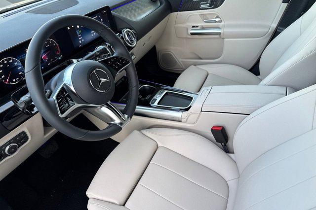 new 2025 Mercedes-Benz GLA 250 car, priced at $47,295