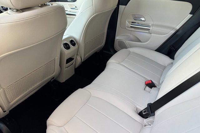 new 2025 Mercedes-Benz GLA 250 car, priced at $47,295