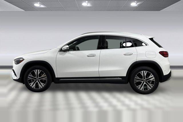 new 2025 Mercedes-Benz GLA 250 car, priced at $47,295