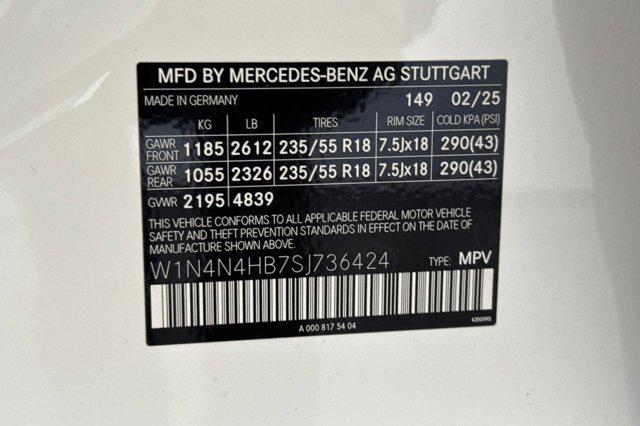 new 2025 Mercedes-Benz GLA 250 car, priced at $47,295