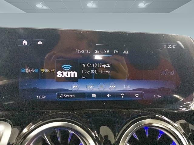 new 2024 Mercedes-Benz GLB 250 car, priced at $52,255