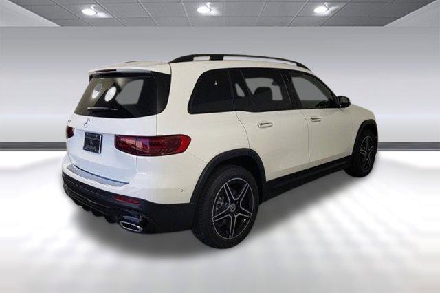 new 2024 Mercedes-Benz GLB 250 car, priced at $52,690