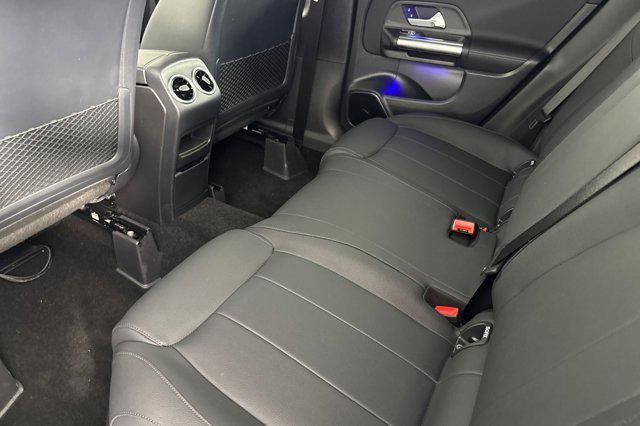 new 2025 Mercedes-Benz GLA 250 car, priced at $49,460