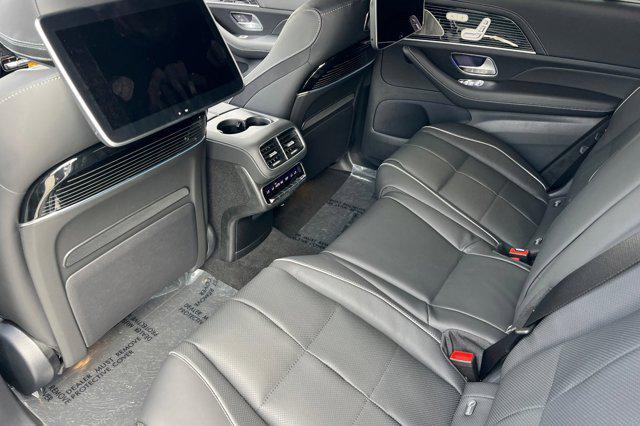 new 2026 Mercedes-Benz GLS 580 car, priced at $138,375
